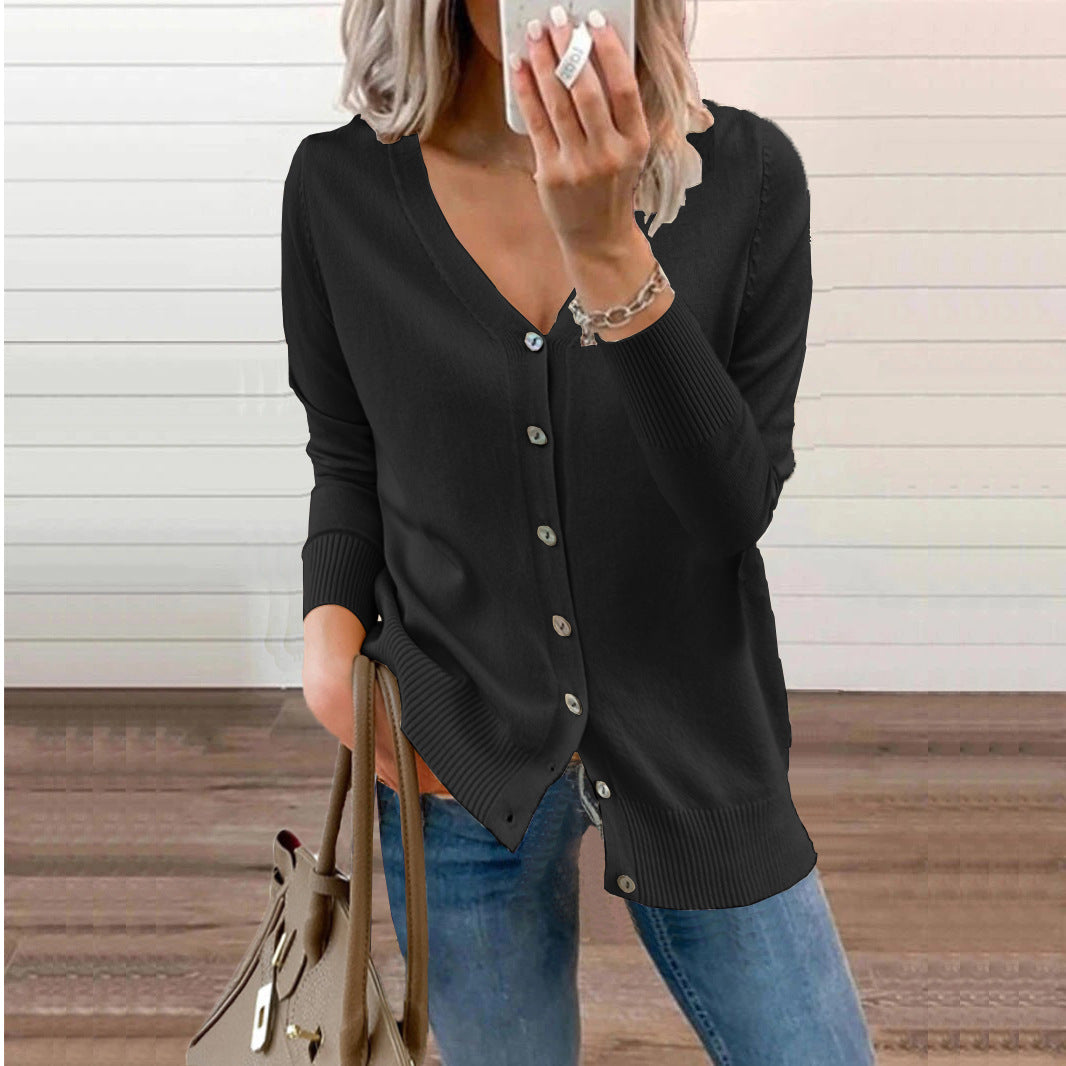 Lady cardigan with V-neck and fine button details Lune London
