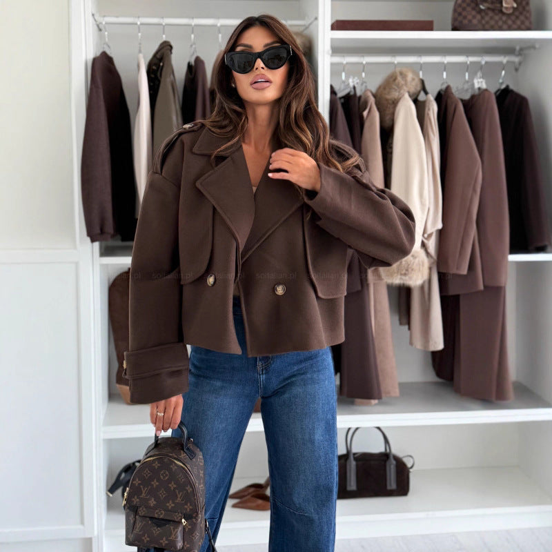 Veste en laine surdimensionnée pour femmes avec larges revers Chic & Stil