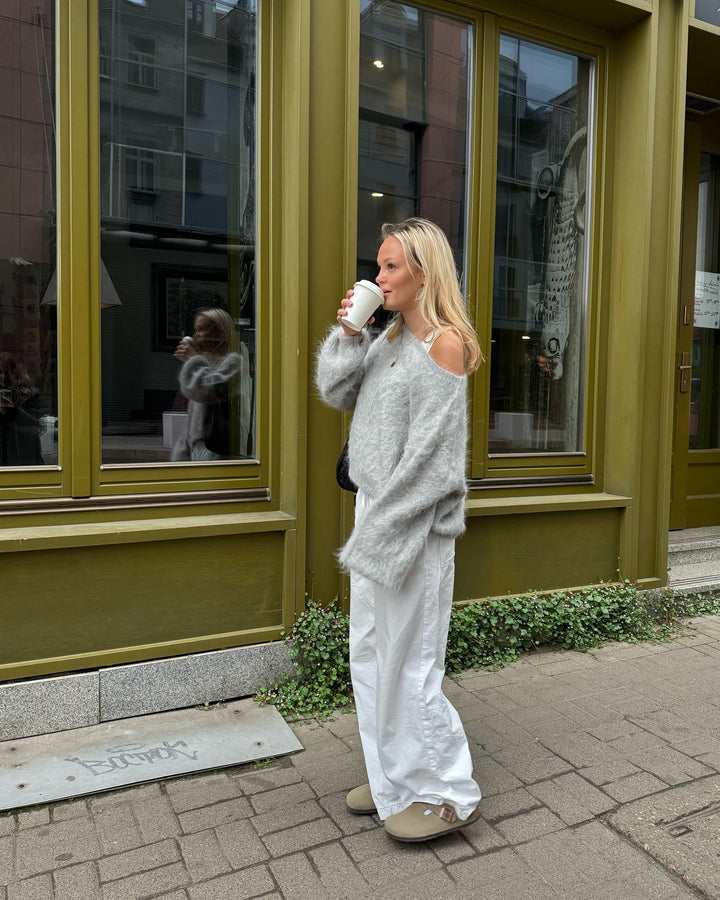 Women Soft Mohair Blend Pullover with Oversized Sleeves Lune London