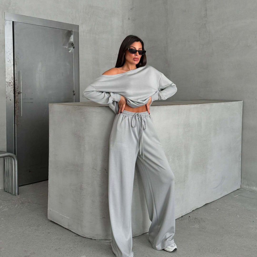 Casual jumpsuit for women with wide legs and an off-shoulder design Lune London