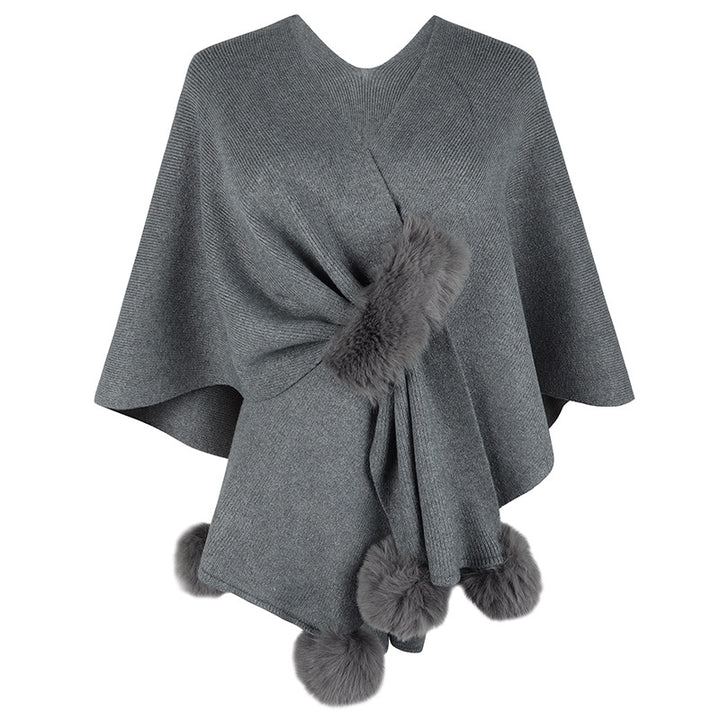 Elegant poncho for ladies with luxurious faux fur trim Lune London