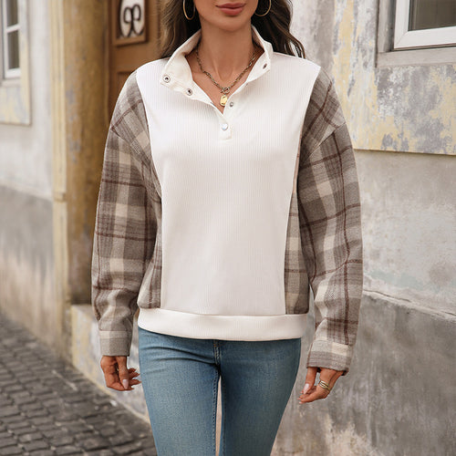 Sweat-shirt féminin à la mode avec motif à carreaux et détails de boutons Chic & Stil