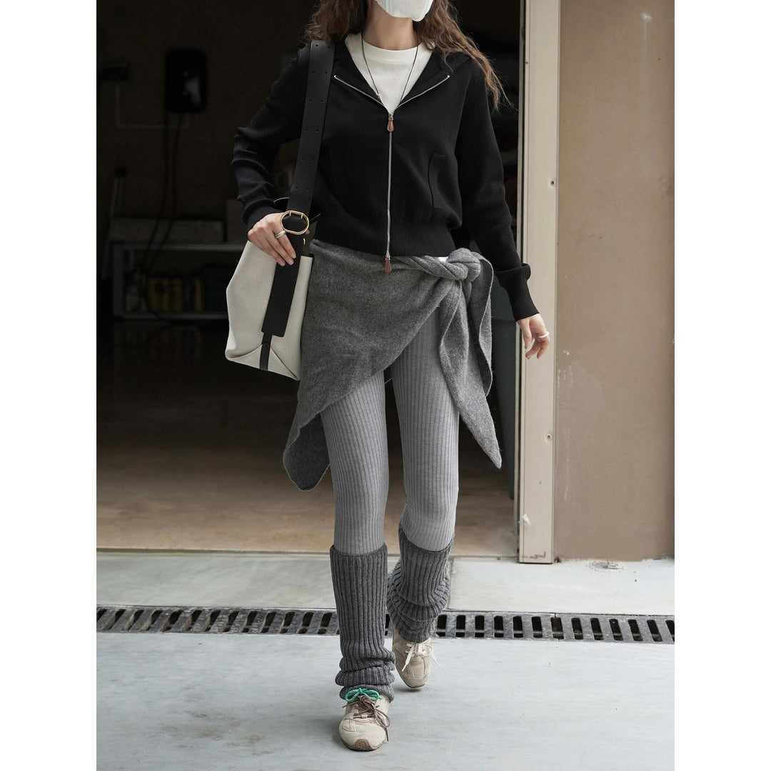 Women's Ribbed Thermal Leggings with High Waist and Knitted Cuffs Amarae