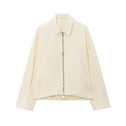 Stylish transition jacket for women in lightweight material with a modern cut Amarae