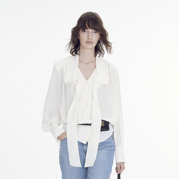 Blouse élégante pour femmes avec ceinture à nouer Chic & Stil