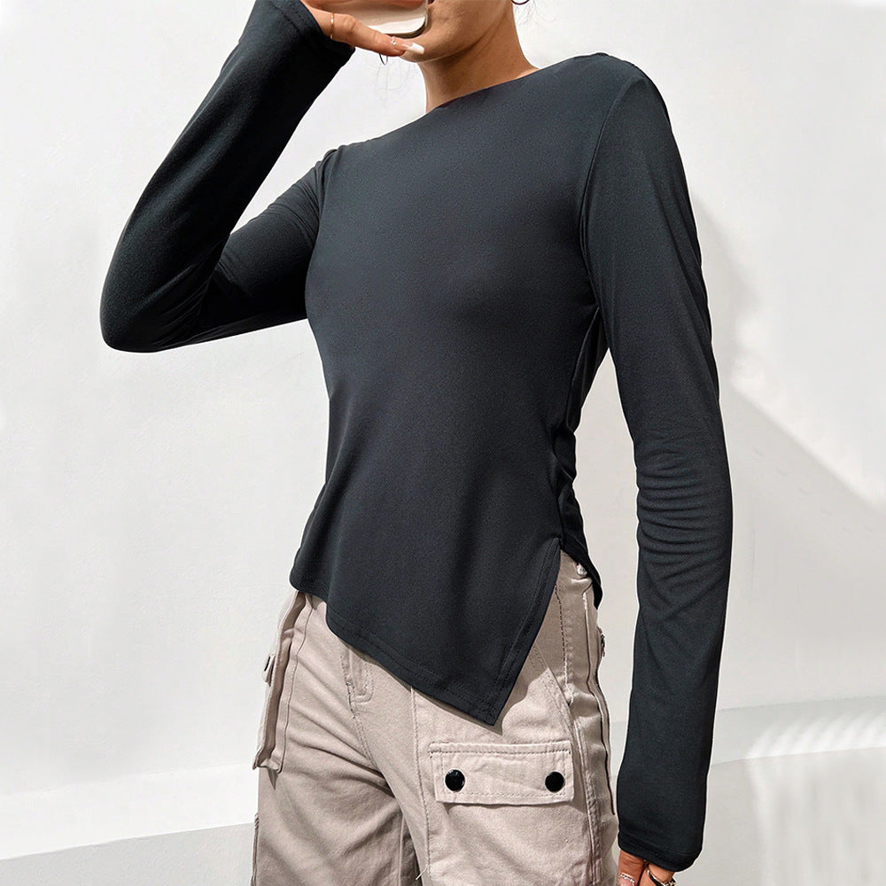 Chemisier à manches longues pour femmes avec encolure décontractée en cascade et section arrière élégante Chic & Stil