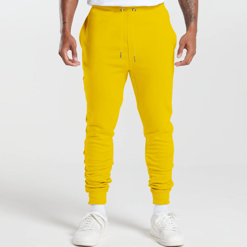 Comfortable jogging pants for men with elastic waist and side pockets Lune London