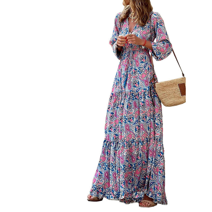 Maxi dress for ladies with an elegant paisley look and lightweight sleeves Lune London