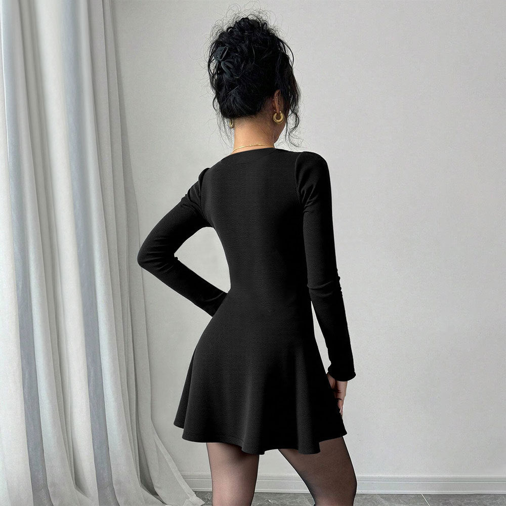 Robe tricotée midi pour femmes avec un décolleté en V profond et une patte de boutonnage Chic & Stil