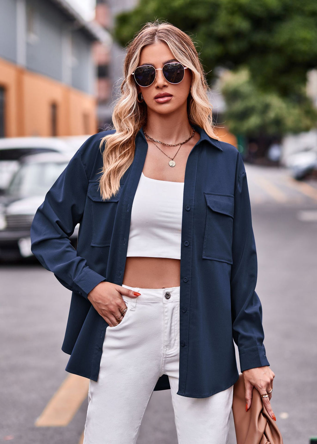 Casual blouse shirt for women with practical chest pockets and relaxed fit Lune London