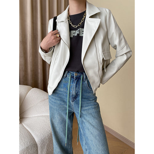 Women's Modern Biker Jacket with Casual Cut Chic & Stil