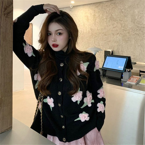 Cardigan pour femmes avec motif floral Chic & Stil