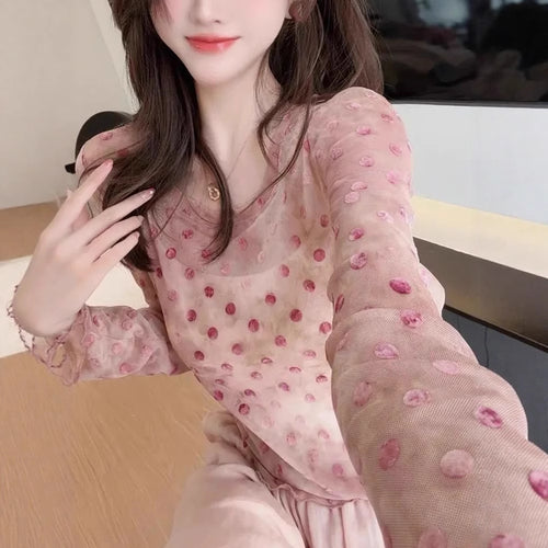 Blouse pour femmes avec design texturé floral Chic & Stil