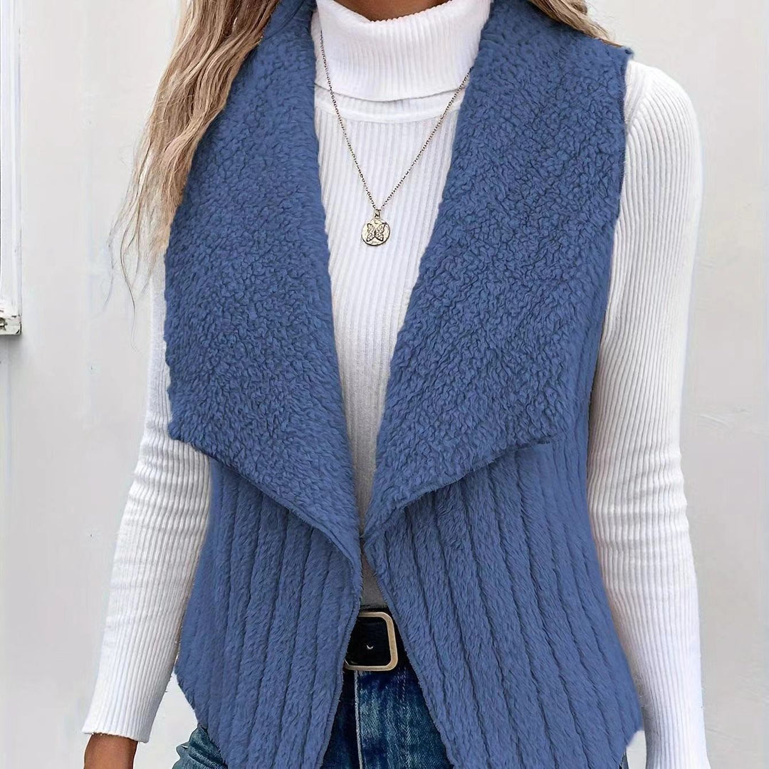 Women's cardigan in cozy material with removable hood Lune London