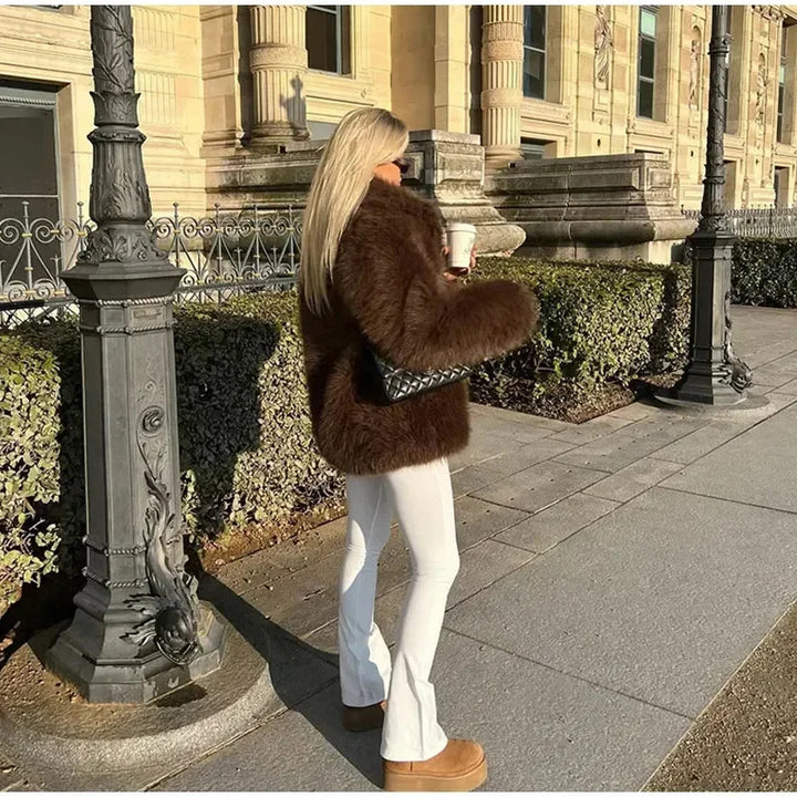 Ladies Lune London Wide Cut Faux Fur Jacket