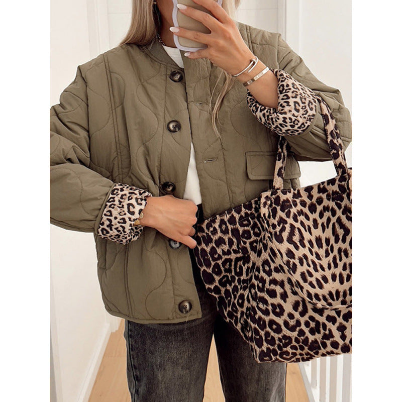 Women's down jacket with artistic pattern and practical pockets Amarae