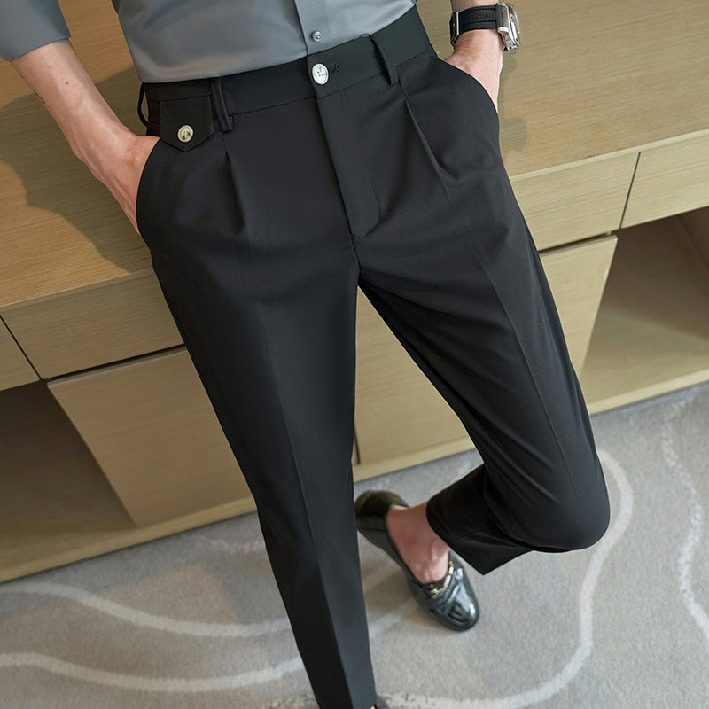 Elegant suit pants for men with modern cut and practical pockets Lune London