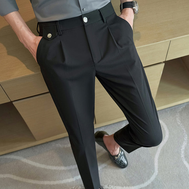 Elegant suit pants for men with modern cut and practical pockets Lune London