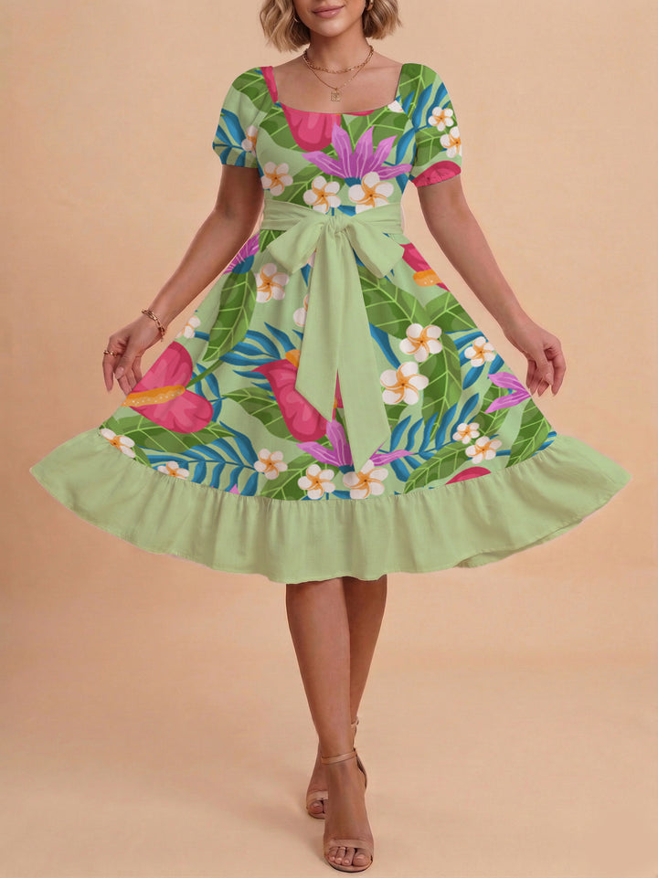 Women's elegant maxi dress with floral design and waist belt Lune London