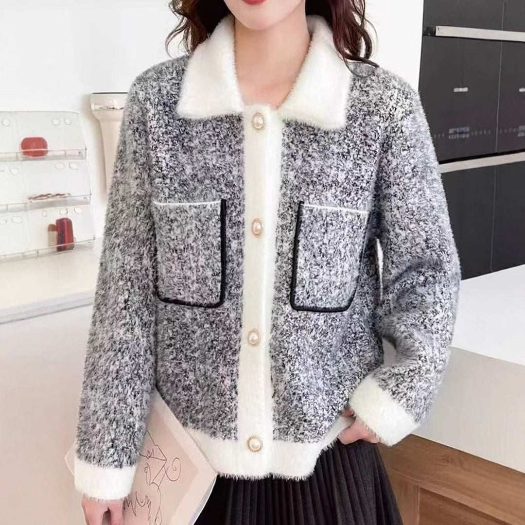 Ladies Cozy Pullover with Pockets and Contrasting Collar Lune London