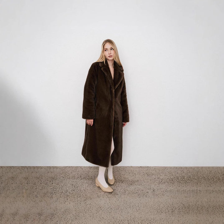 Ladies longer high-pile coat made of faux fur with shawl collar and casual cut Amarae