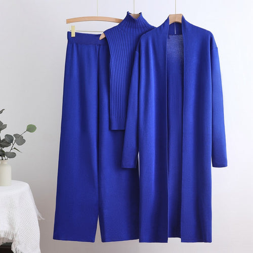 Comfortable knit loungewear set for women with long cardigan and ribbed t-shirts Amarae