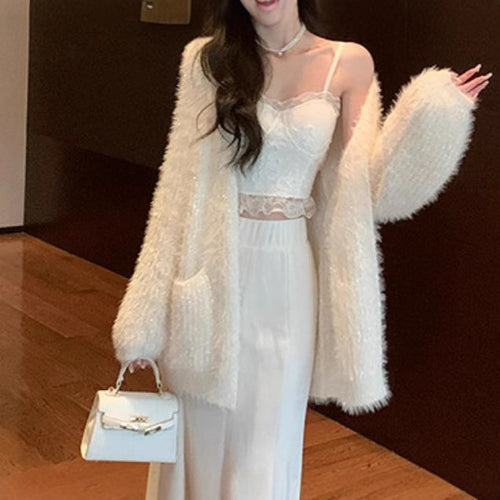 Sparkling cardigan for women in a modern casual chic look and style
