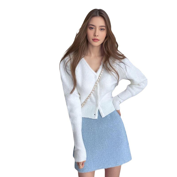 Women’s cardigan with V-neck and elastic edges Lune London