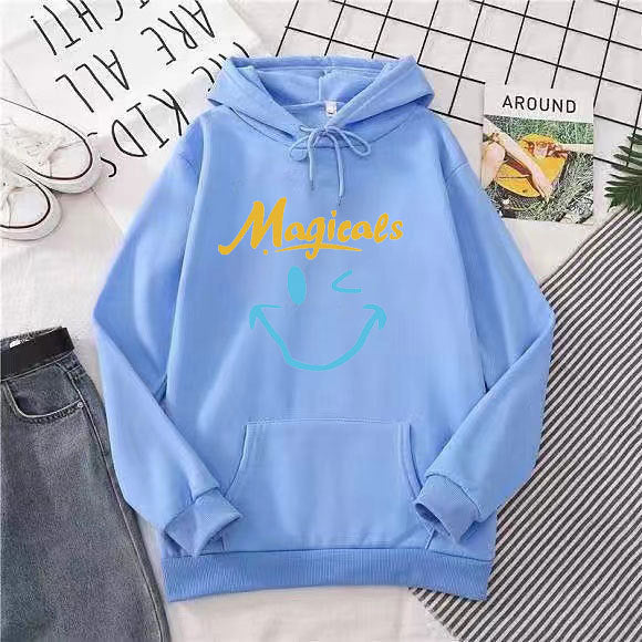 Women's hoodie with casual smiley design Chic & Stil