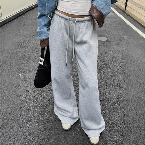 Women's sweatpants with a loose fit and elastic waist Amarae