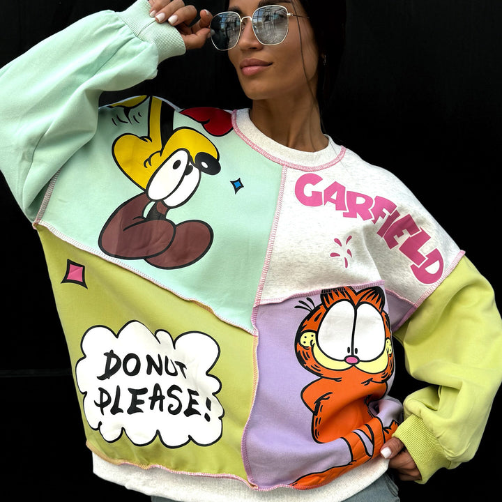 Women's sweatshirt with creative comic design Amarae