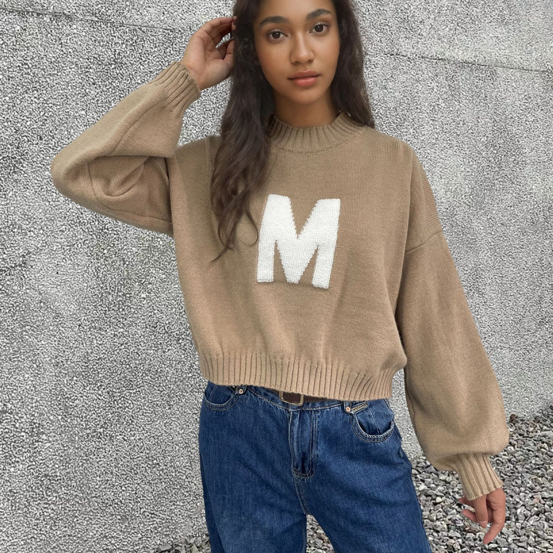 Casual women's sweater with a catchy letter pattern Lune London