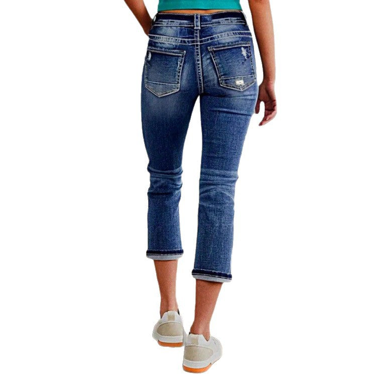 Women's cropped jeans with turn-up, mid-rise waist and used wash Amarae