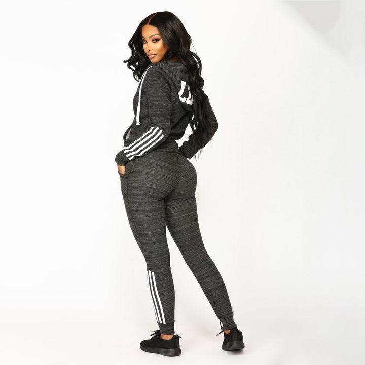 Women’s fleece sports outfit with contrasting stripes Lune London