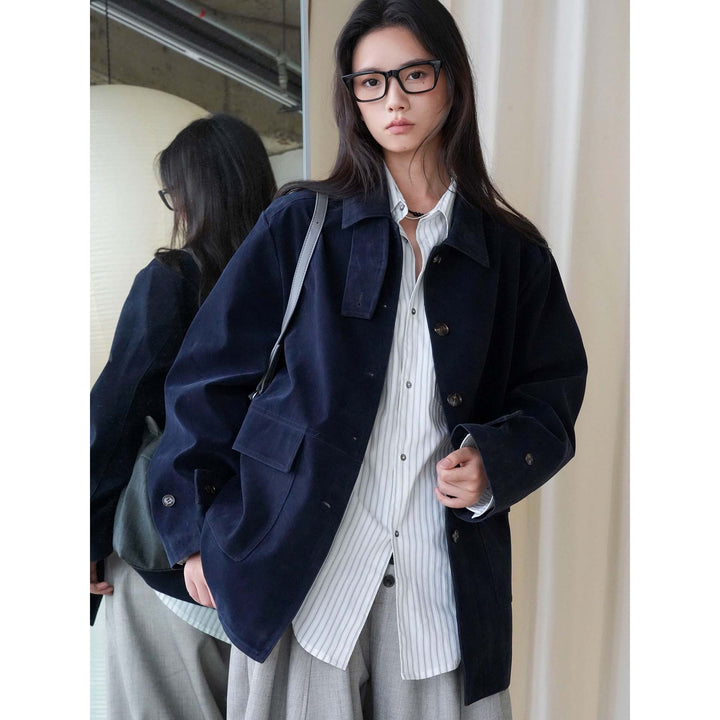 Ladies Short Velvet Jacket in Boxy Cut with Button Placket and Flap Pockets Amarae