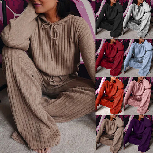 Ensemble confortable de pull et pantalon pour femmes Chic & Stil