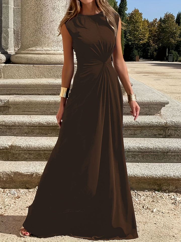 Women Elegant Evening Dress with Stylish Pleats and Figure-Hugging Cut Lune London
