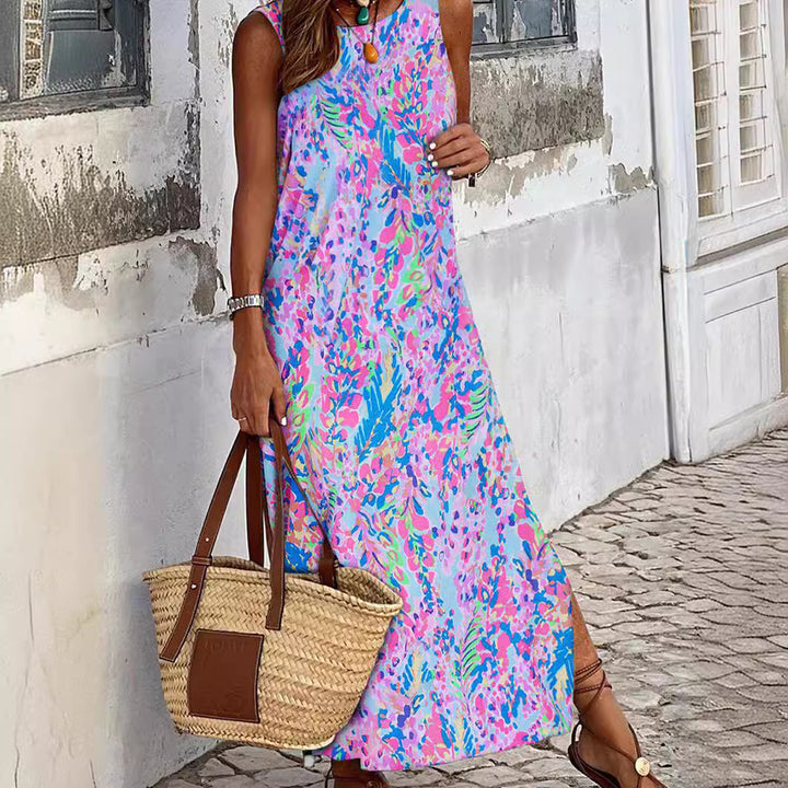 Maxi dress for women with floral pattern and relaxed fit Lune London