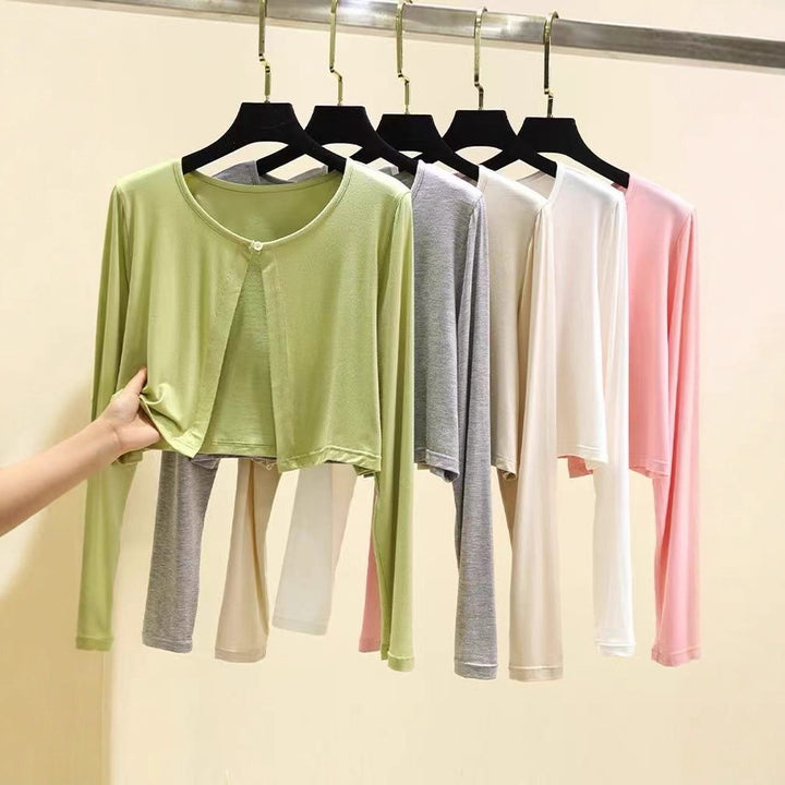 Women Elegant and Lightweight Short Jacket Chic & Stil