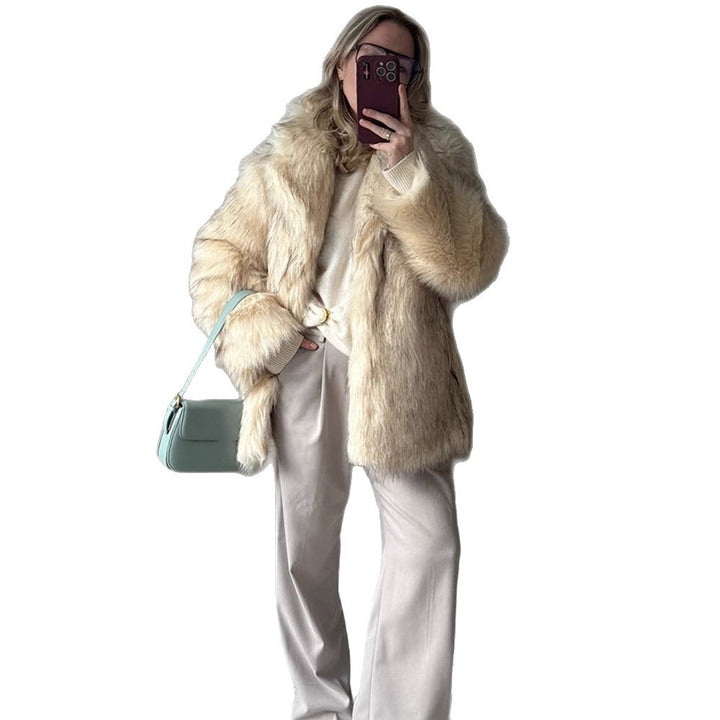Women short coat made of faux fur with waist belt and voluminous shawl collar Amarae