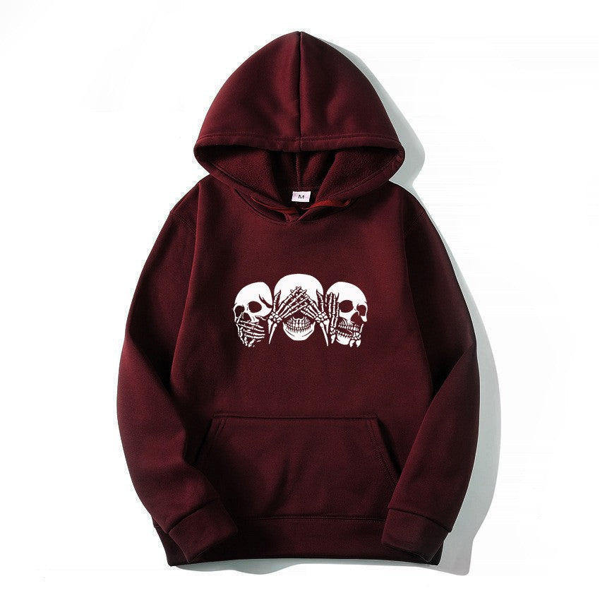 Women's hoodie with artistic skull design Chic & Stil
