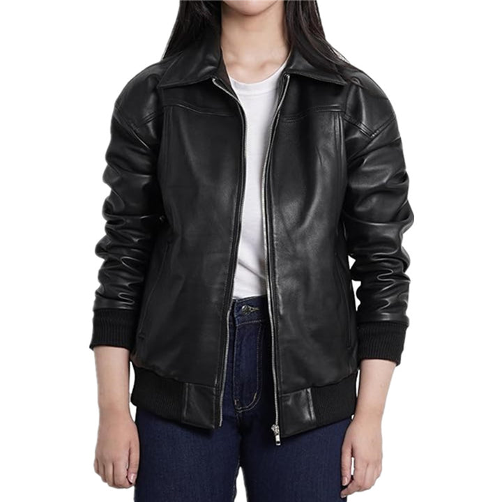 Elegant leather jacket for women with a relaxed fit and practical pockets Lune London