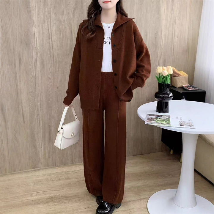 Ensemble tricot femme avec col haut et design à boutons Chic & Stil