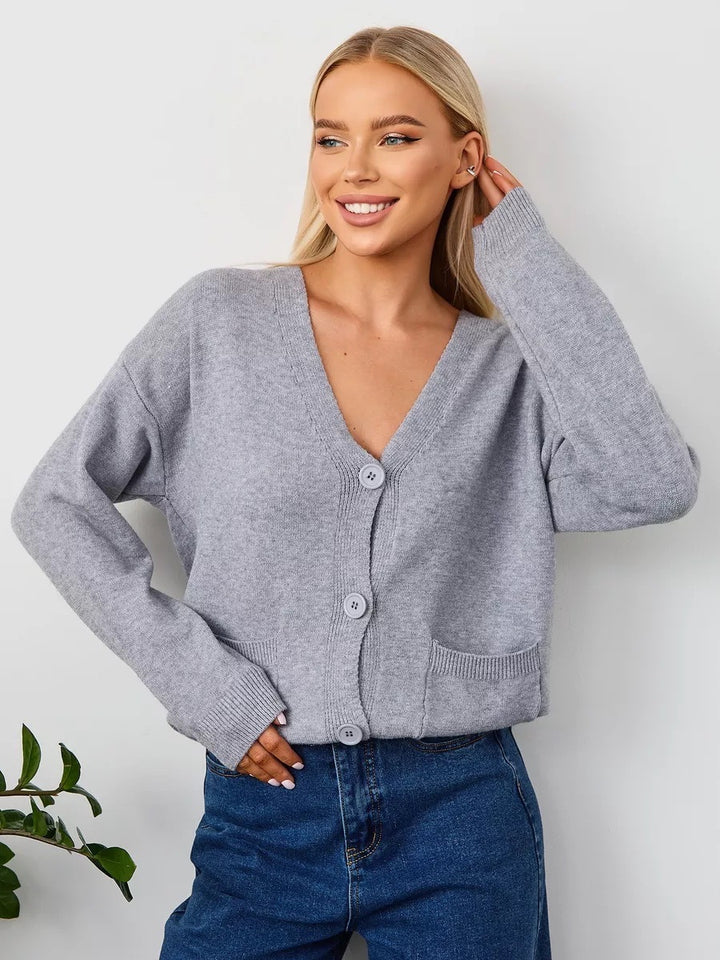Cardigan en tricot épais pour femmes avec décolleté en V plongeant et poches pratiques Chic & Stil