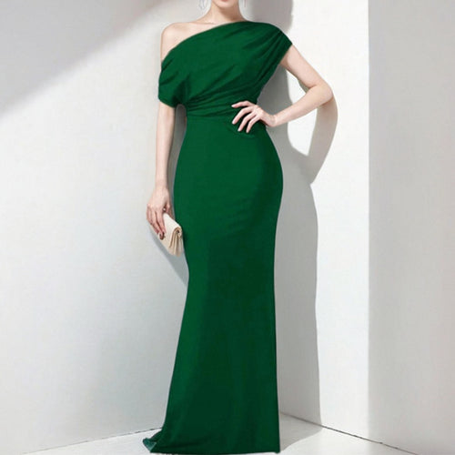 Robe maxi élégante pour femme avec décolleté asymétrique et coupe ajustée Chic & Stil