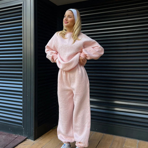 Ladies Relaxed-Fit Sweatshirt and Chic Jogging Pants Set