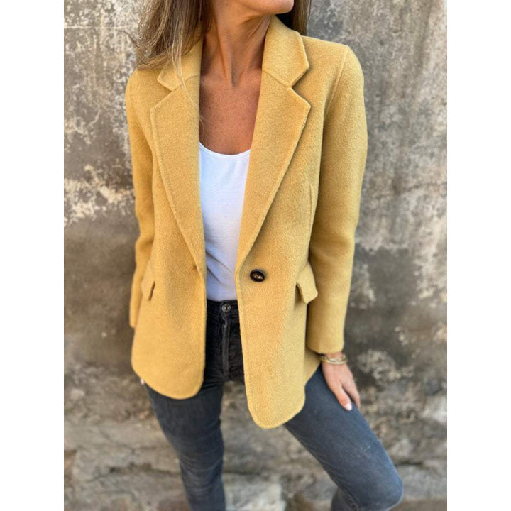 Women's boxy short coat in blazer look made of wool blend with falling lapel Amarae