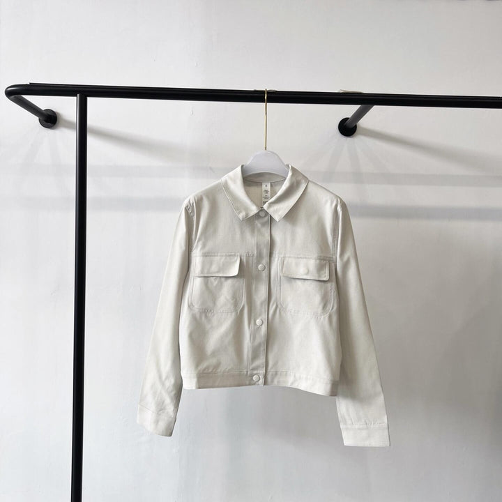 Ladies Short Overshirt Jacket made of lightweight cotton blend with chest pockets Amarae