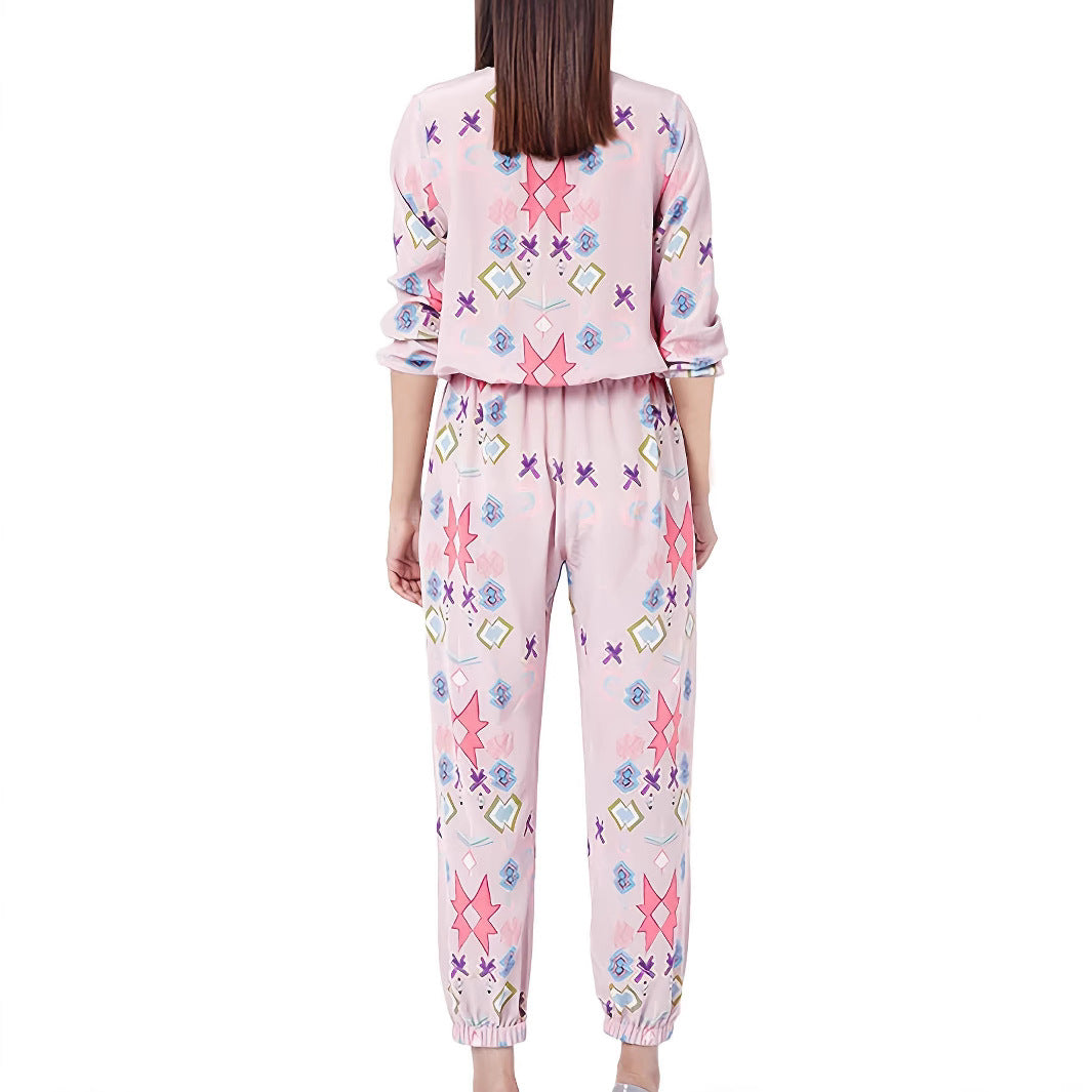 Ladies' lounge set with colorful geometric patterns and an elastic waist Lune London