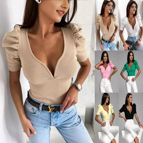 Woman Fitted top with V-neck and puff sleeves Amarae